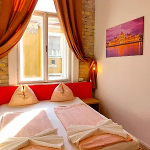 Goodmo Smart Hostel Budapest